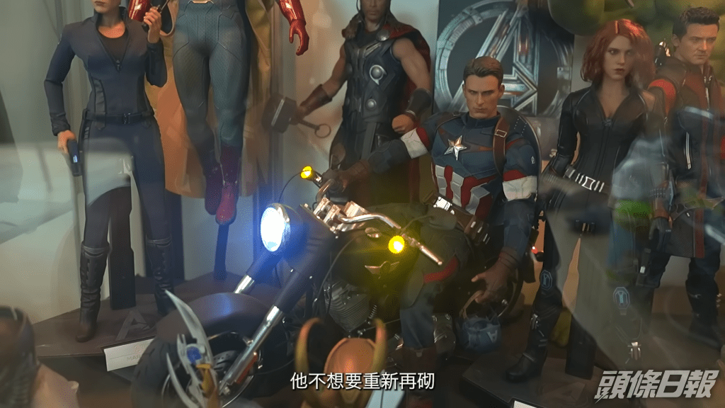 沈震軒亦為它們插電亮燈。